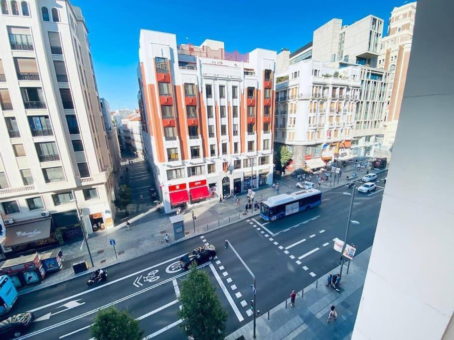 Apartamento En Gran Via De Madrid 45 4 Ngoại thất bức ảnh